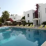Hotel Le Chance & 3*